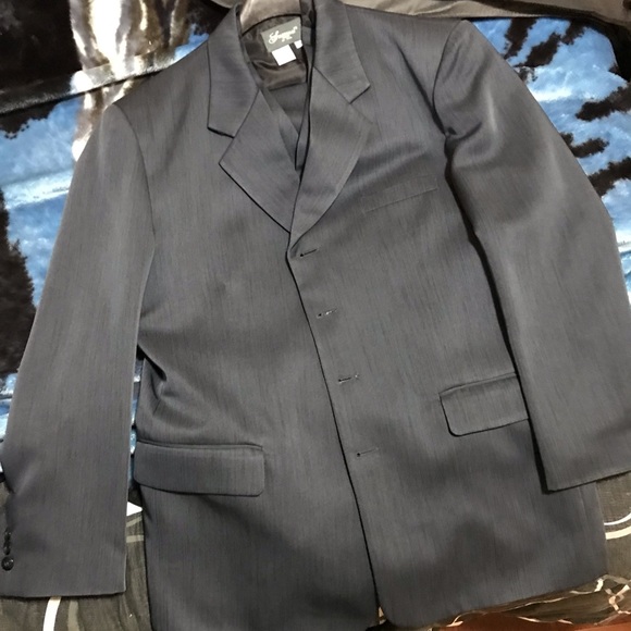 3 piece suit never worn - Picture 1 of 4